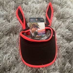 Scunci Tie back Visor